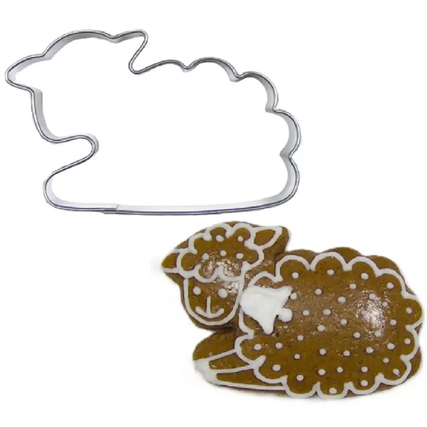 BrandNewCake - Liggende Får Udstikker, 7cm